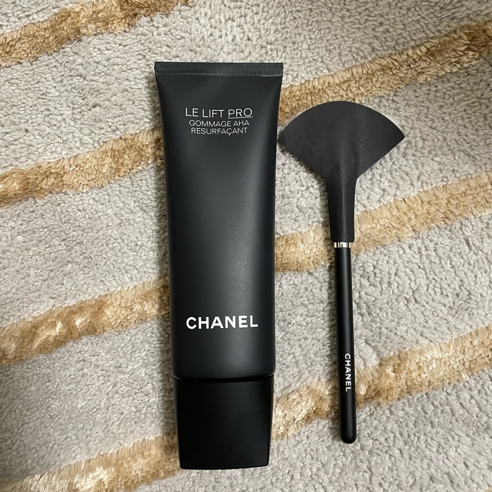 Le lift pro peel and brush